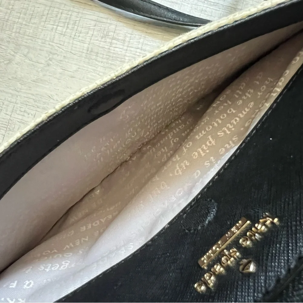 KATE SPADE NEW YORK Raffia Crossbody Bag Elegant Black and Cream
